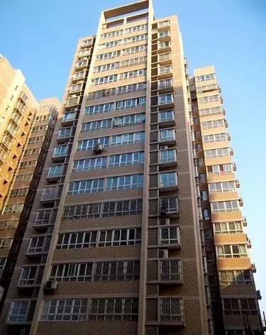 住高层老人去世不走电梯,住高层老人过世邻居不让走电梯