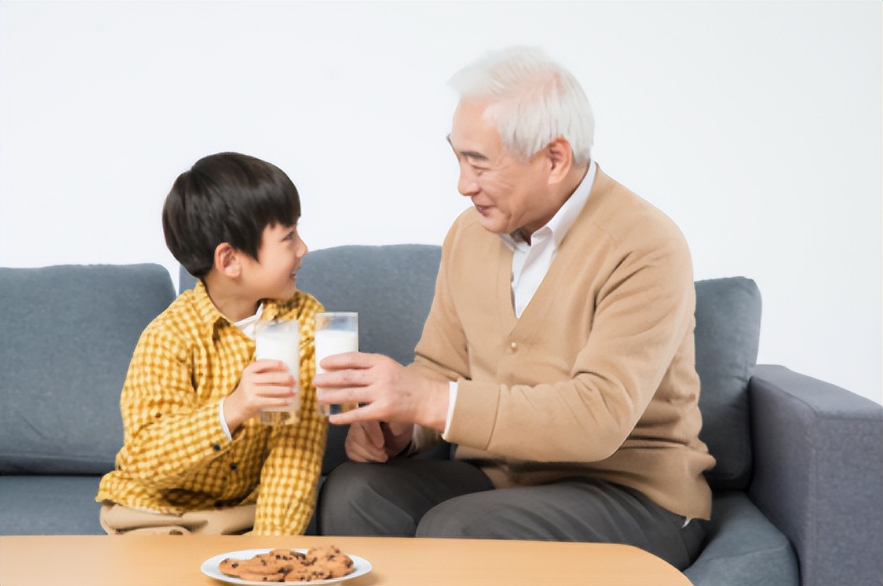 提醒老人注意防寒温馨提示语,提醒中老年人