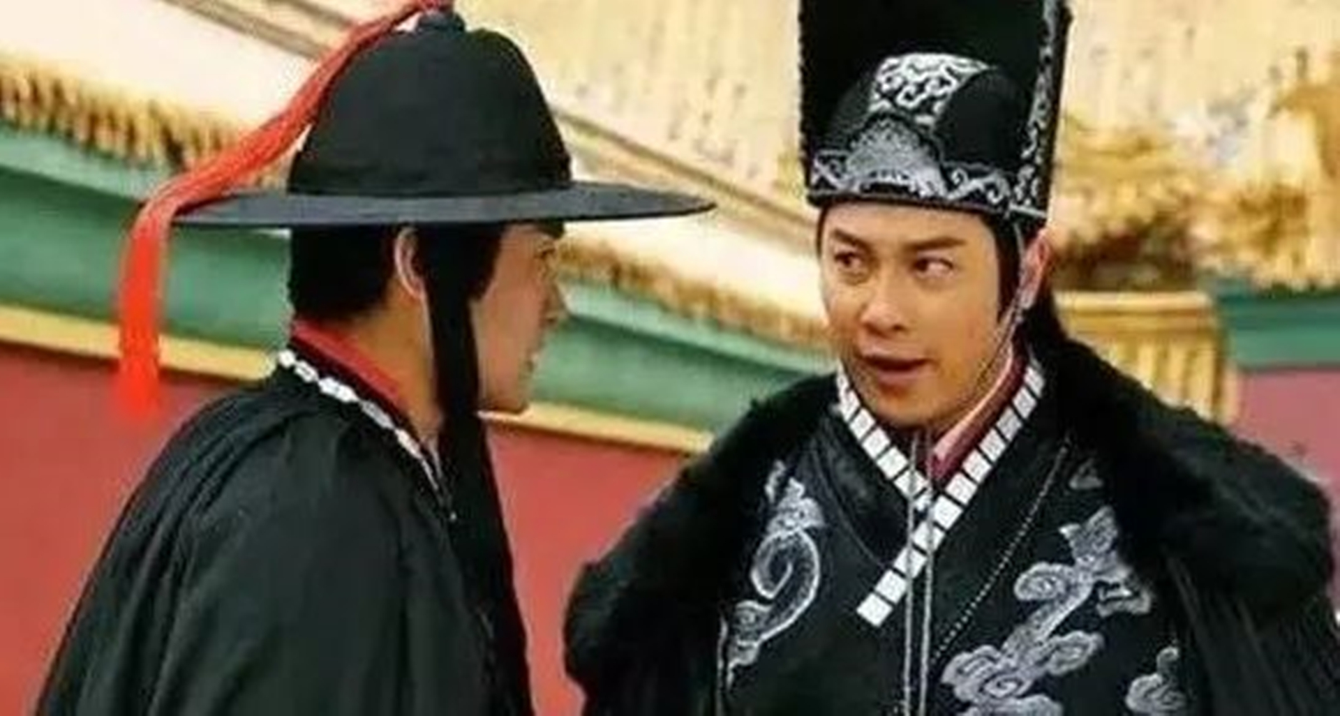 历史上三个假太监有多牛？让太后生子，欺辱皇后，谋害皇帝