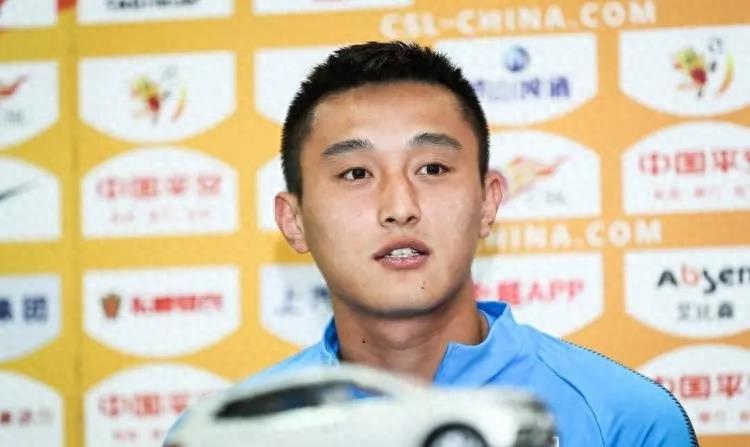 中国足球群殴打架集锦,中国足球打架第一人