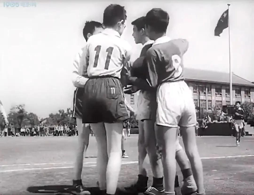 老电影小足球队员在线观看,60年代老电影小足球队员完整版