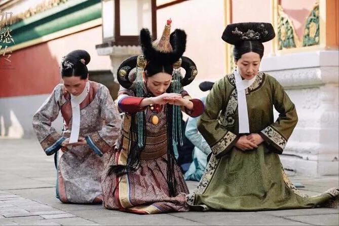 甄嬛传胧月得人宠爱,甄嬛传里甄嬛让敬妃抚养胧月片段