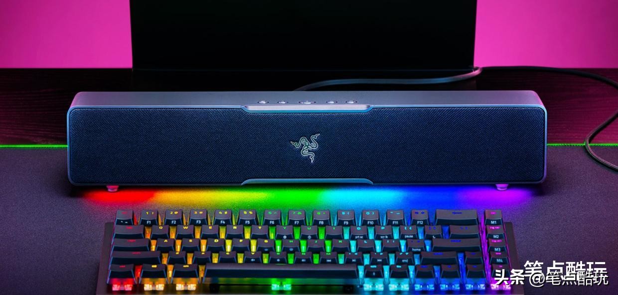 雷蛇掏出一个精灵球，变出一个皮卡丘：巧用条形音箱打造小电竞桌