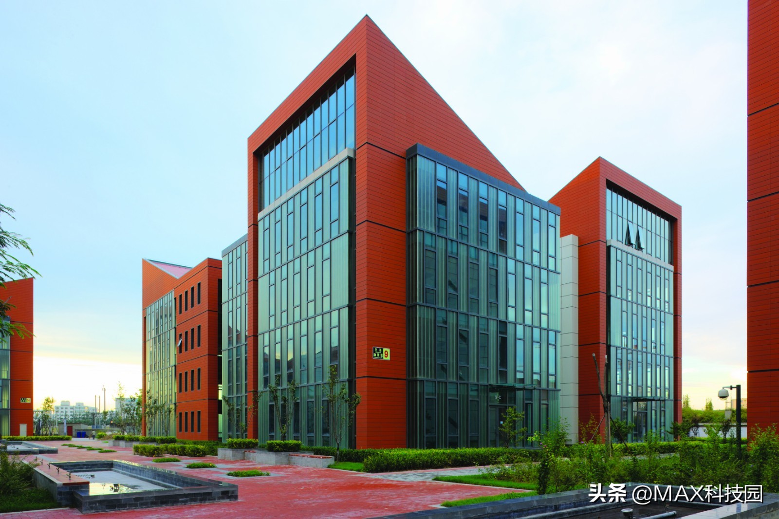 max科技园是哪个公司的,max科技园简介