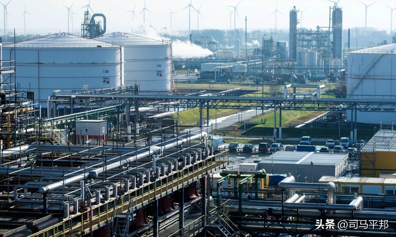 荷兰跟美国的外交关系,荷兰拒绝出口光刻机吗