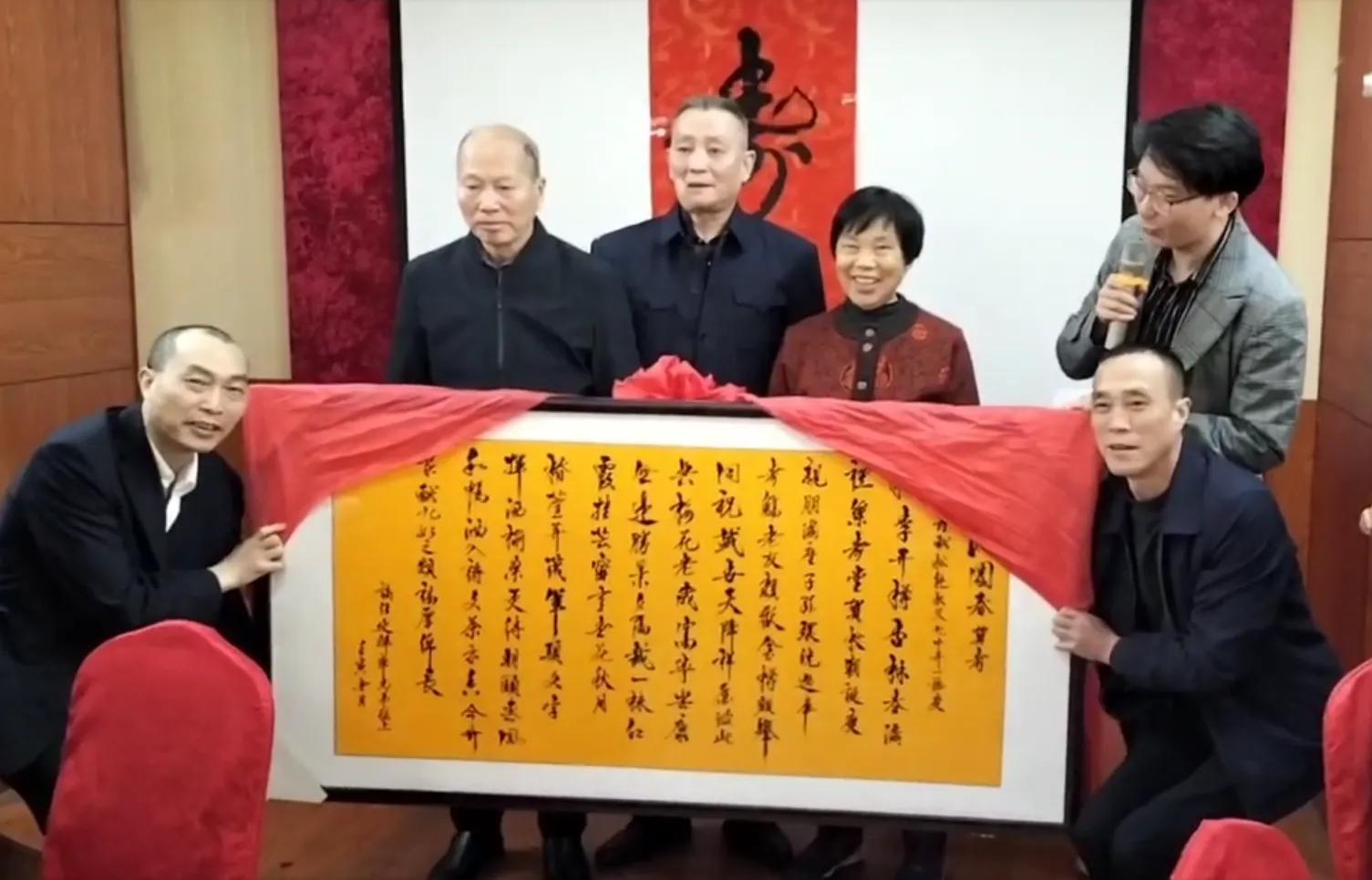 园春酒楼,园春酒业