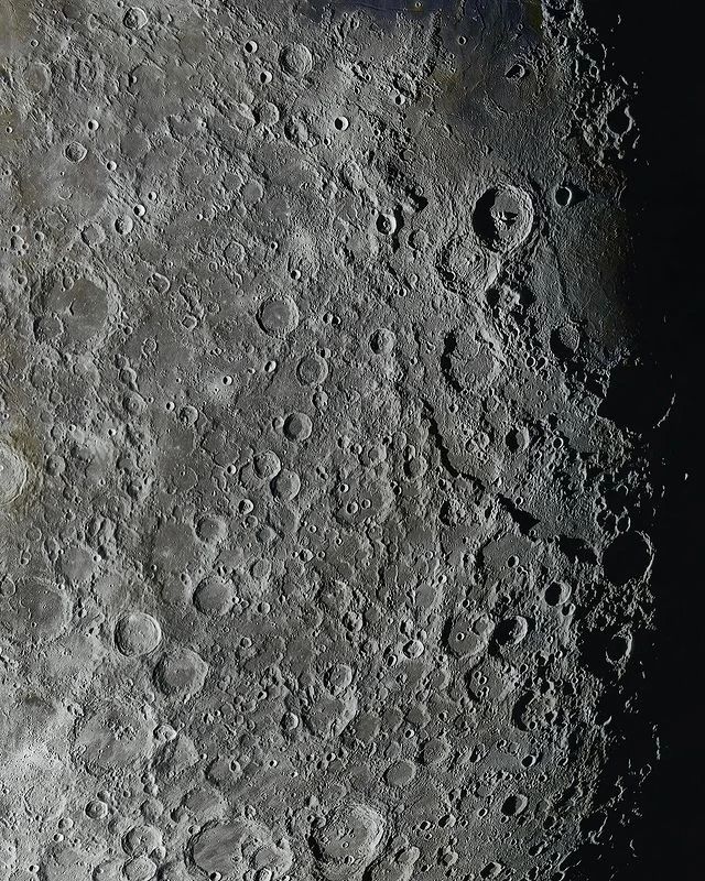 最高清的月球照片用什么拍摄,早期的月球照片真的就那么模糊吗