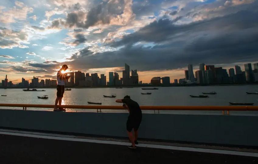 广东90后小伙鹤岗买房,90后女孩花4万买房移居鹤岗现状