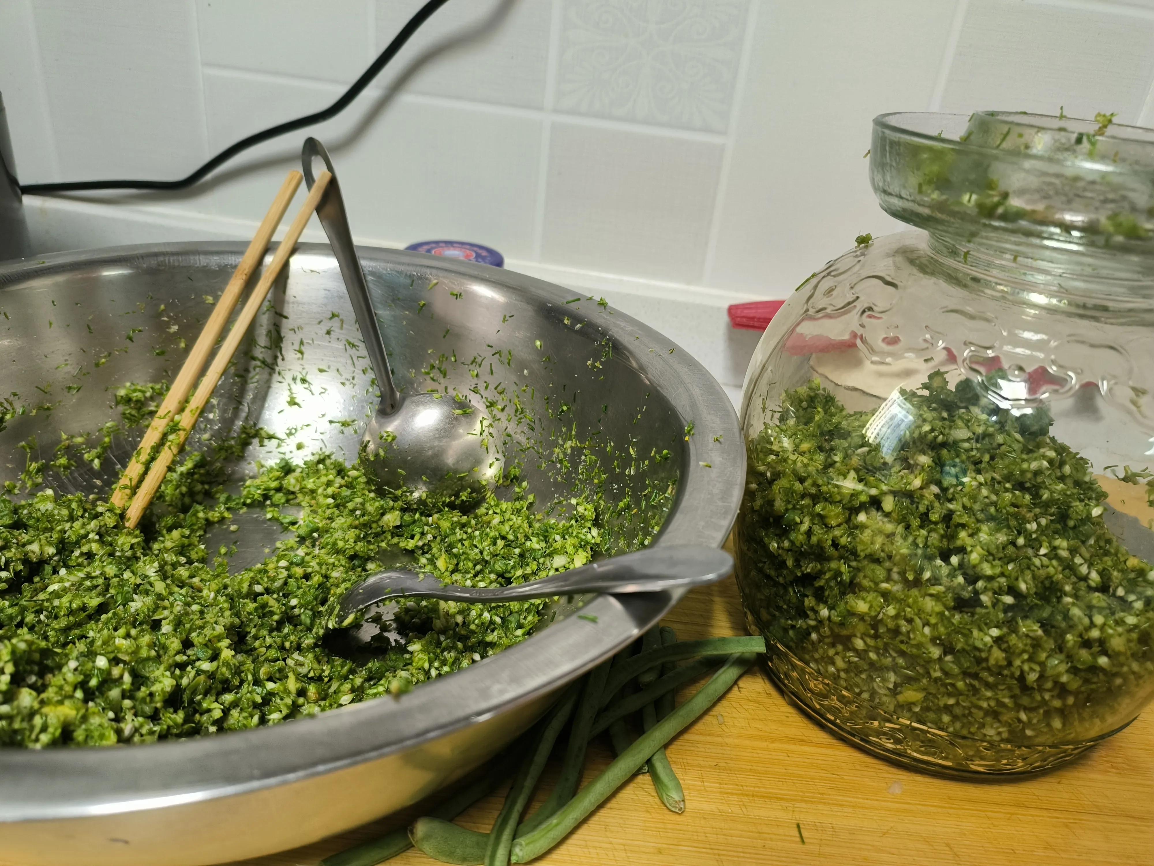 韭菜花酱处女秀，妈呀，差点累瘫