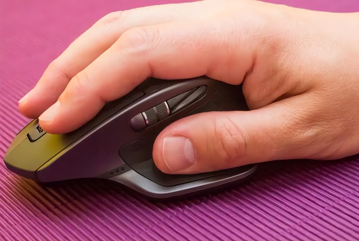 罗技和飞利浦鼠标哪个好,飞利浦的鼠标怎么样