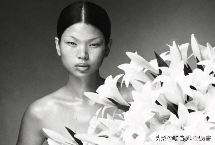 从追捧“丑模”吕燕到对眯眯眼说不，“高级脸”的pua该结束了