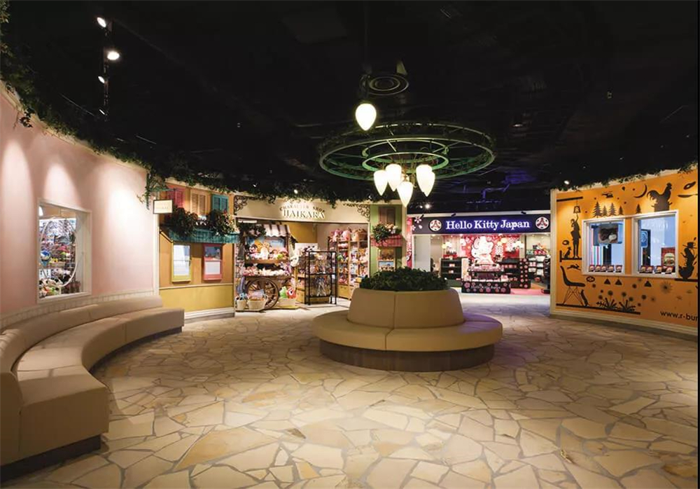 通过“硬件软件”的创新，打造“好吃好逛又好玩”的机场商业