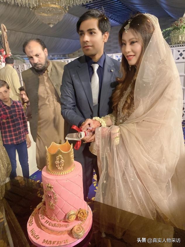 我,25岁辞掉公务员,开餐厅5年赚100万,如今远嫁巴铁名门望族