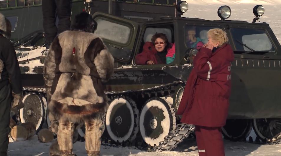 俄罗斯牧民有多少钱,俄罗斯鄂温克人饲养驯鹿