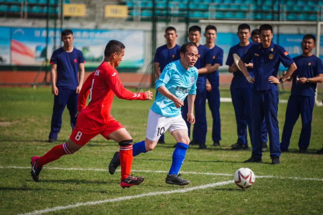 “蓝”骋绿茵“足”够精彩｜南京消防2023年“火焰蓝杯”五人制足球赛圆满落幕