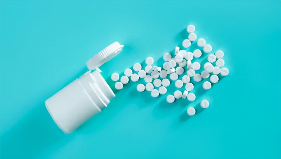 风热感冒咳嗽鼻塞有痰吃什么药,感冒咳嗽鼻塞有痰吃什么药好得快