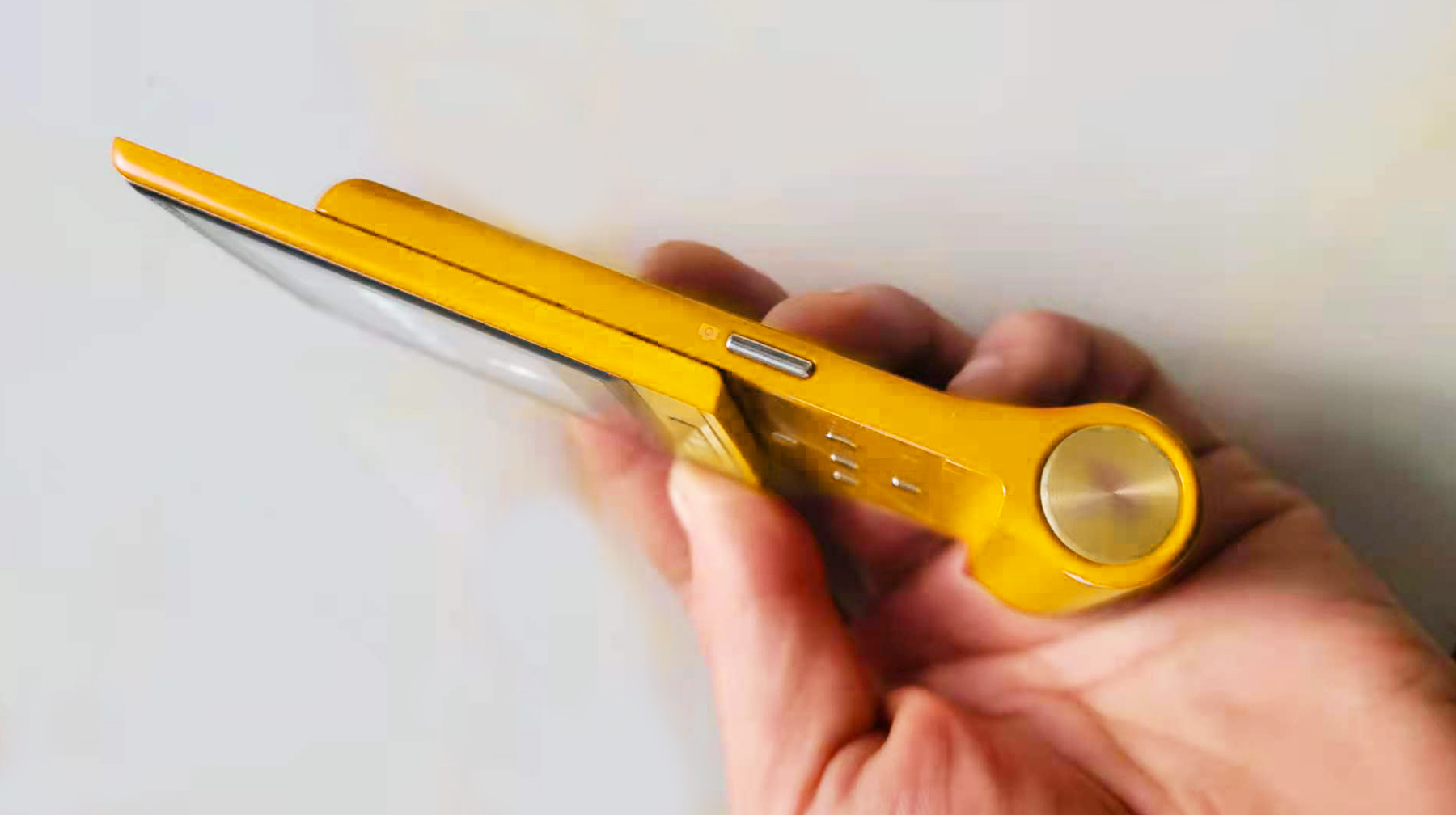 用5号干电池做电源,用5号电池的韩国手机