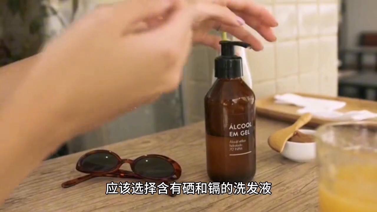 头皮屑有红色结痂,头皮屑有救了