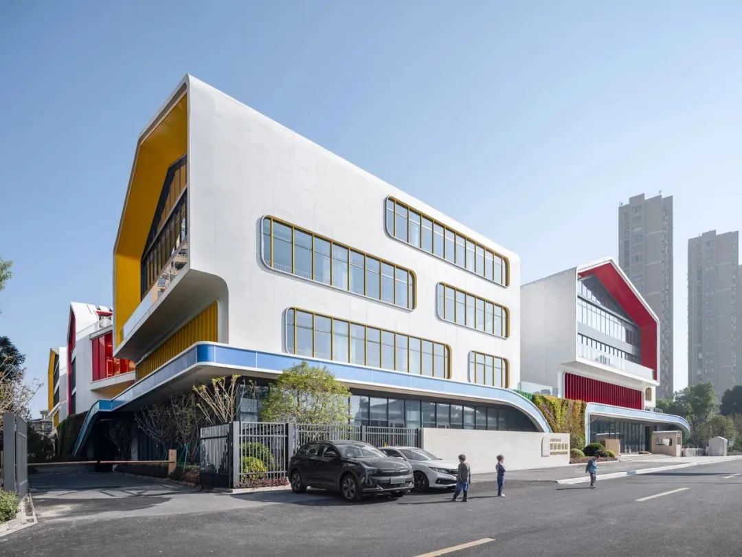 绿野仙踪开启，蒙德斐尔.幼儿园|零壹城市作品