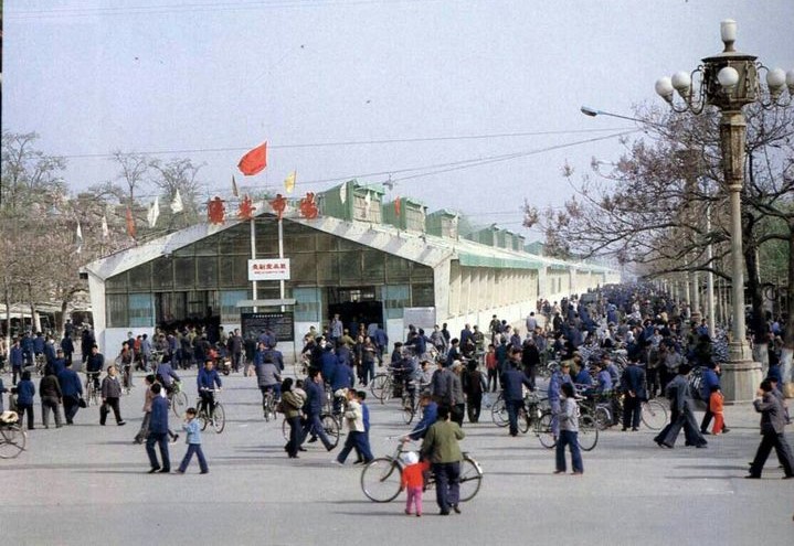 石家庄的长安街在哪里,石家庄长安中山路