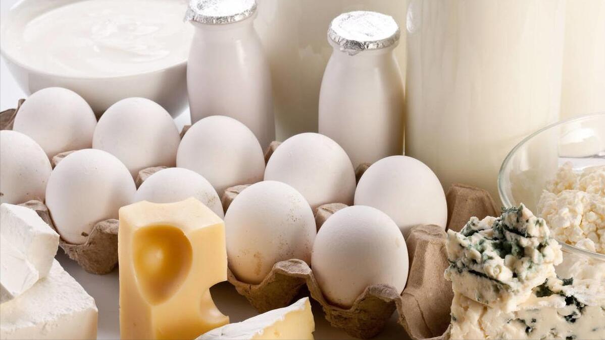 崴脚导致韧带断裂还能走路吗,崴脚韧带断裂脚会肿吗