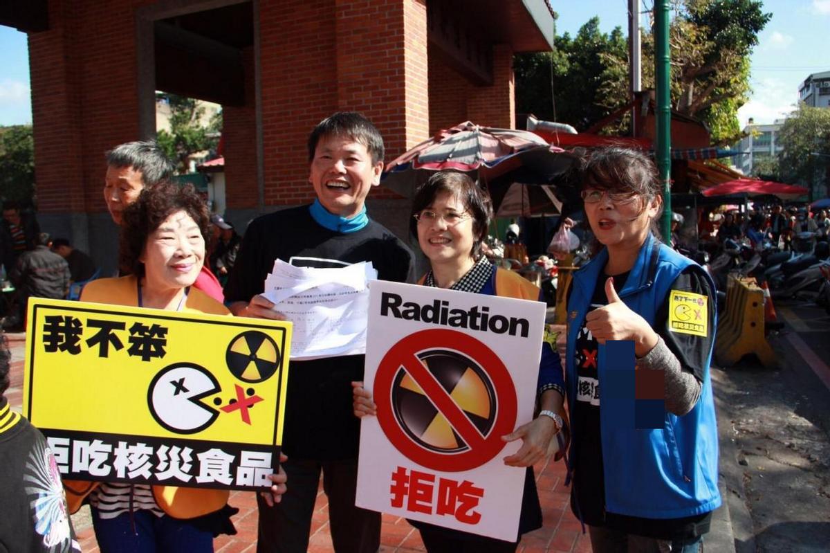 今天，普京透露中俄超级*器武**；海自军演紧盯*鱼岛钓**；蔡某跪舔日本