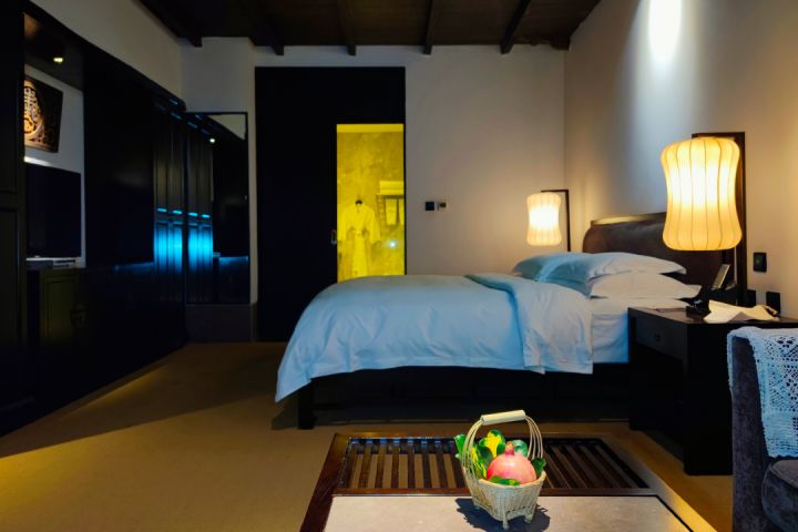 这座好吃好玩好住的云南小城，我劝你一定早点去