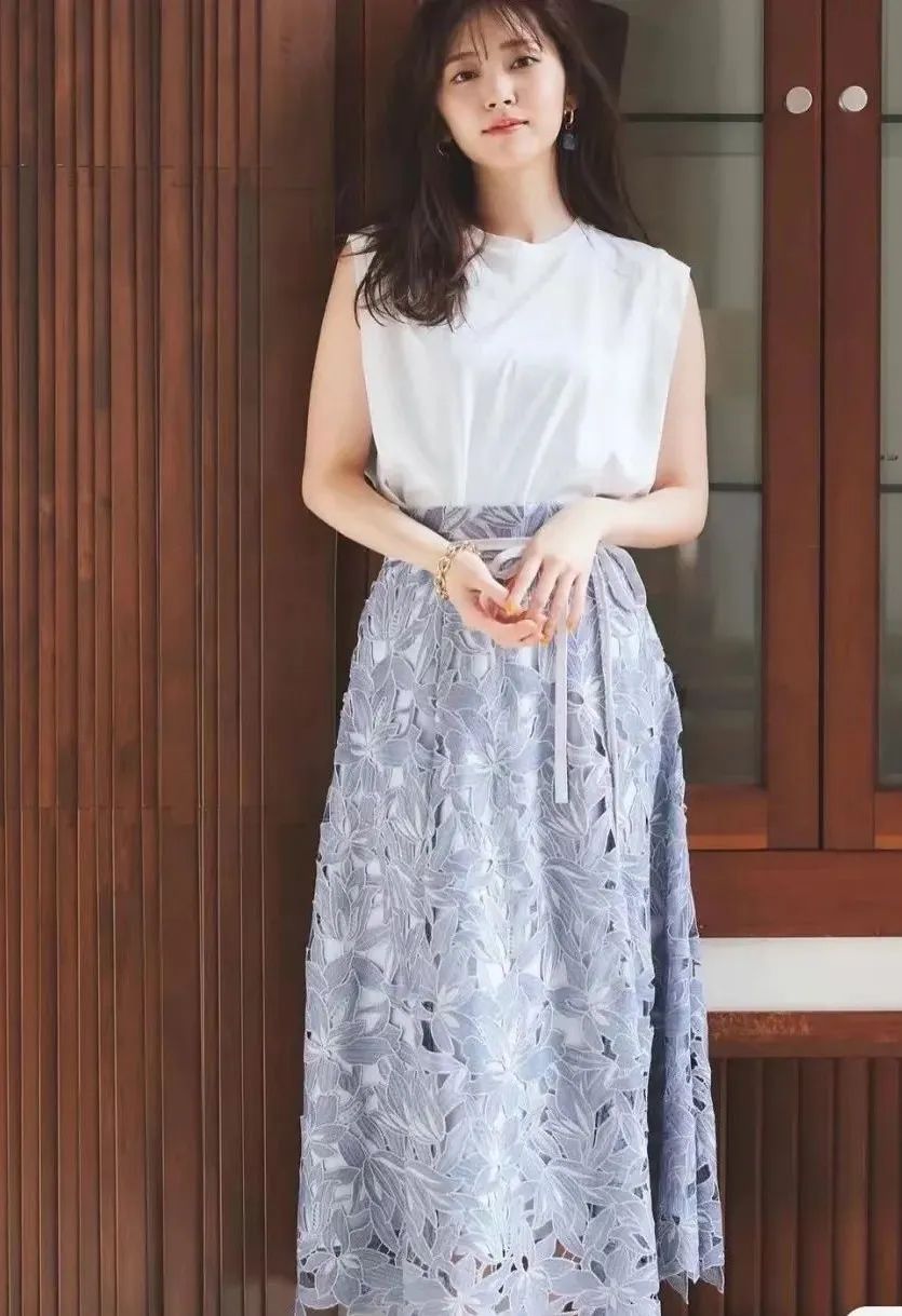 女干练职场穿搭技巧有哪些,职场优雅女性穿搭