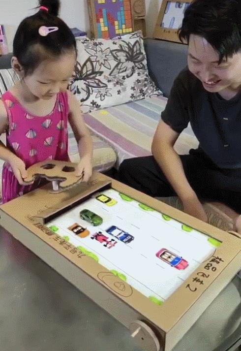 用废纸箱做4岁玩具简单好玩,废纸箱怎么做出好玩的儿童节玩具