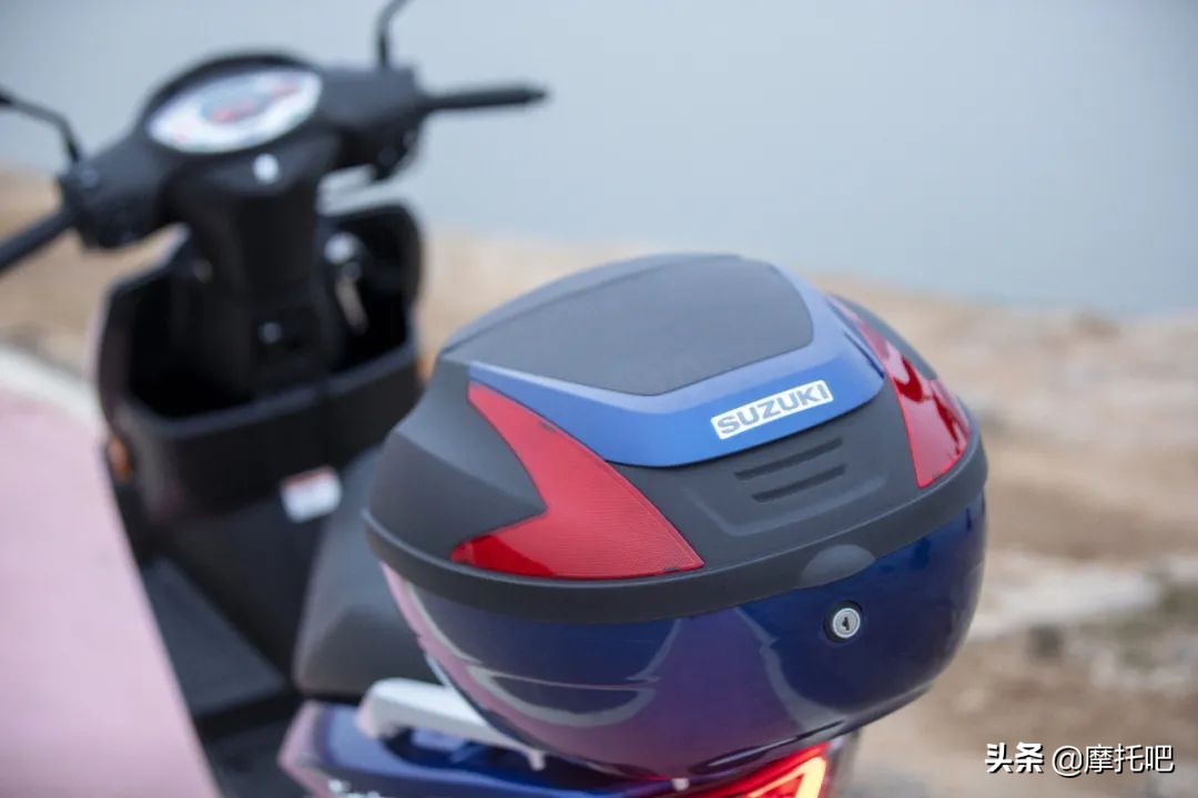 济南铃木ue125与旭鹰125,铃木ue125驾驶感受