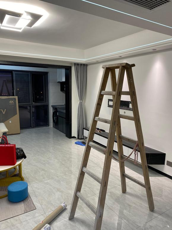 新房装修要交多少钱,买房后装修到入住多少钱