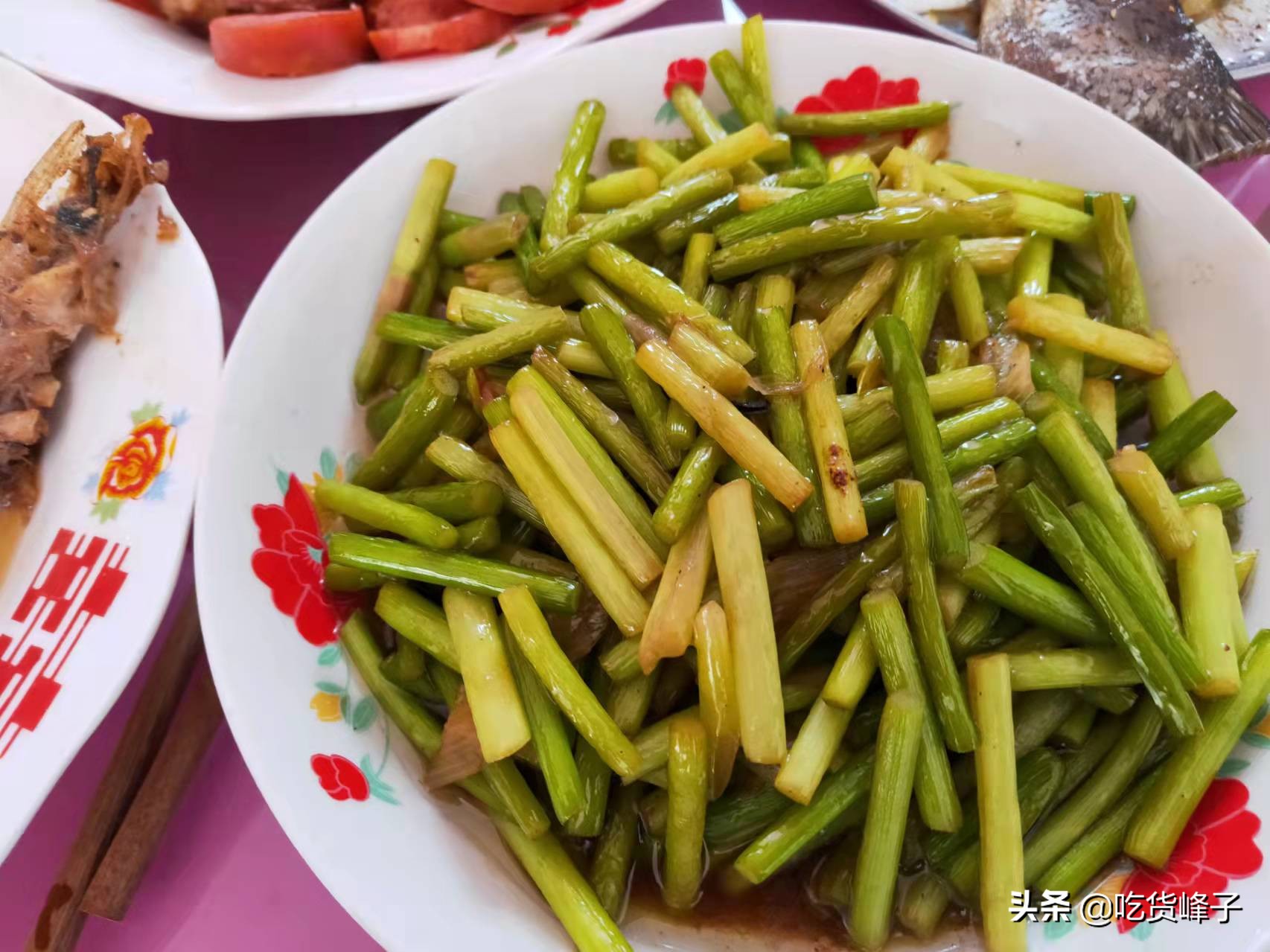 过年小姑子回门嫂子做了一桌菜,初三回娘家妈妈做的饭