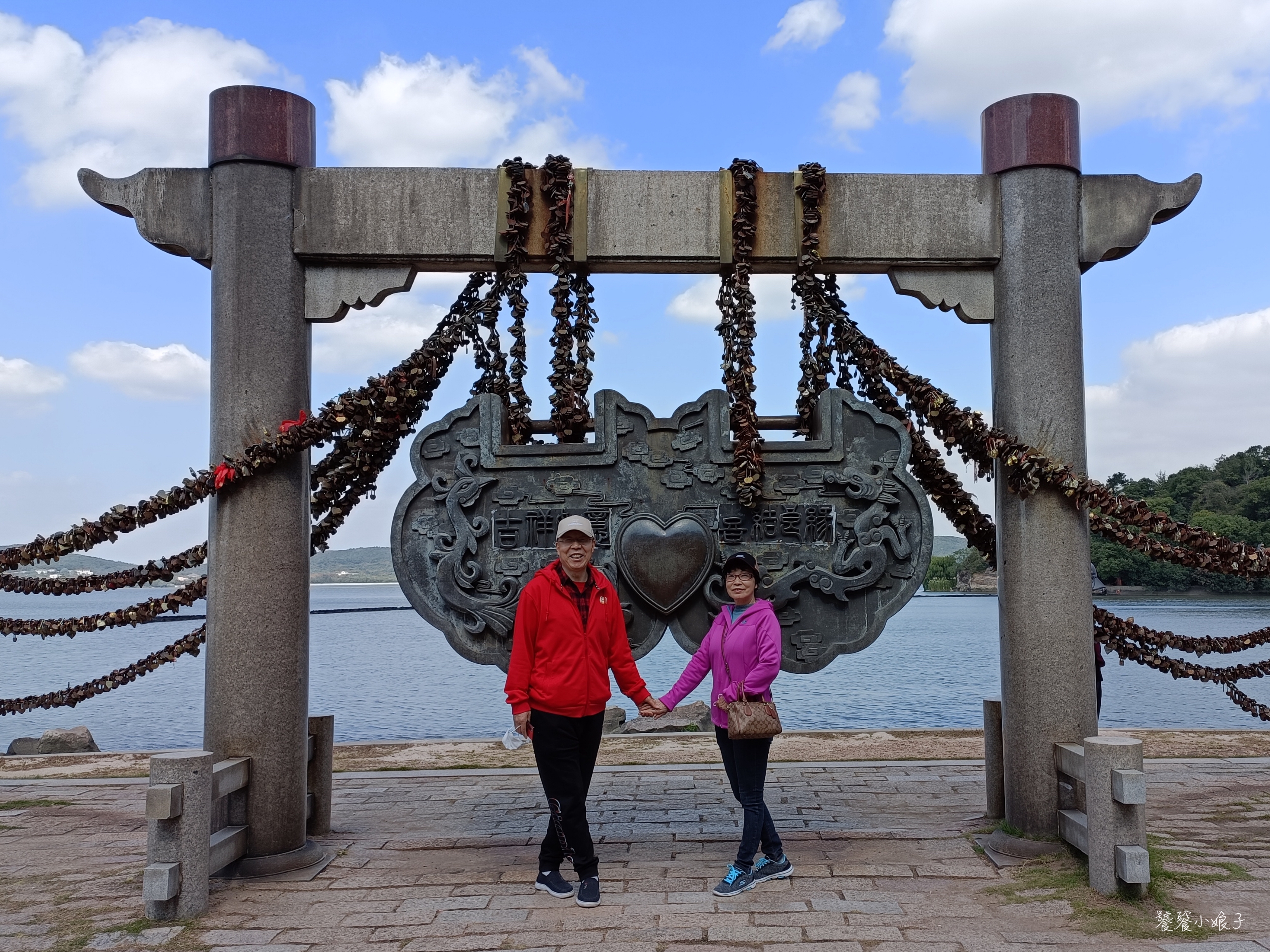 苏州的太湖与无锡太湖连吗,为什么苏州拥有那么大面积的太湖