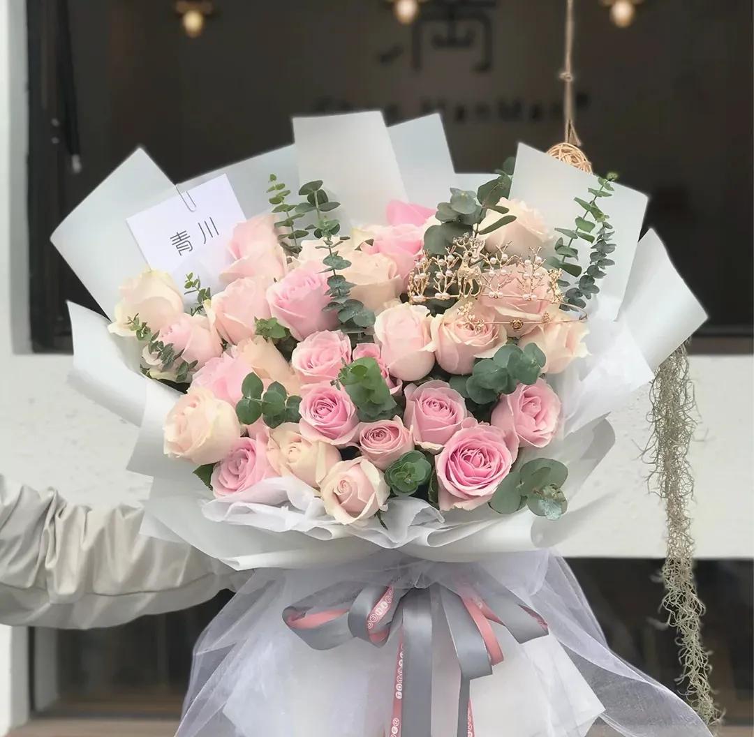 美到窒息的玫瑰花图,鲜花娇艳动人的图片