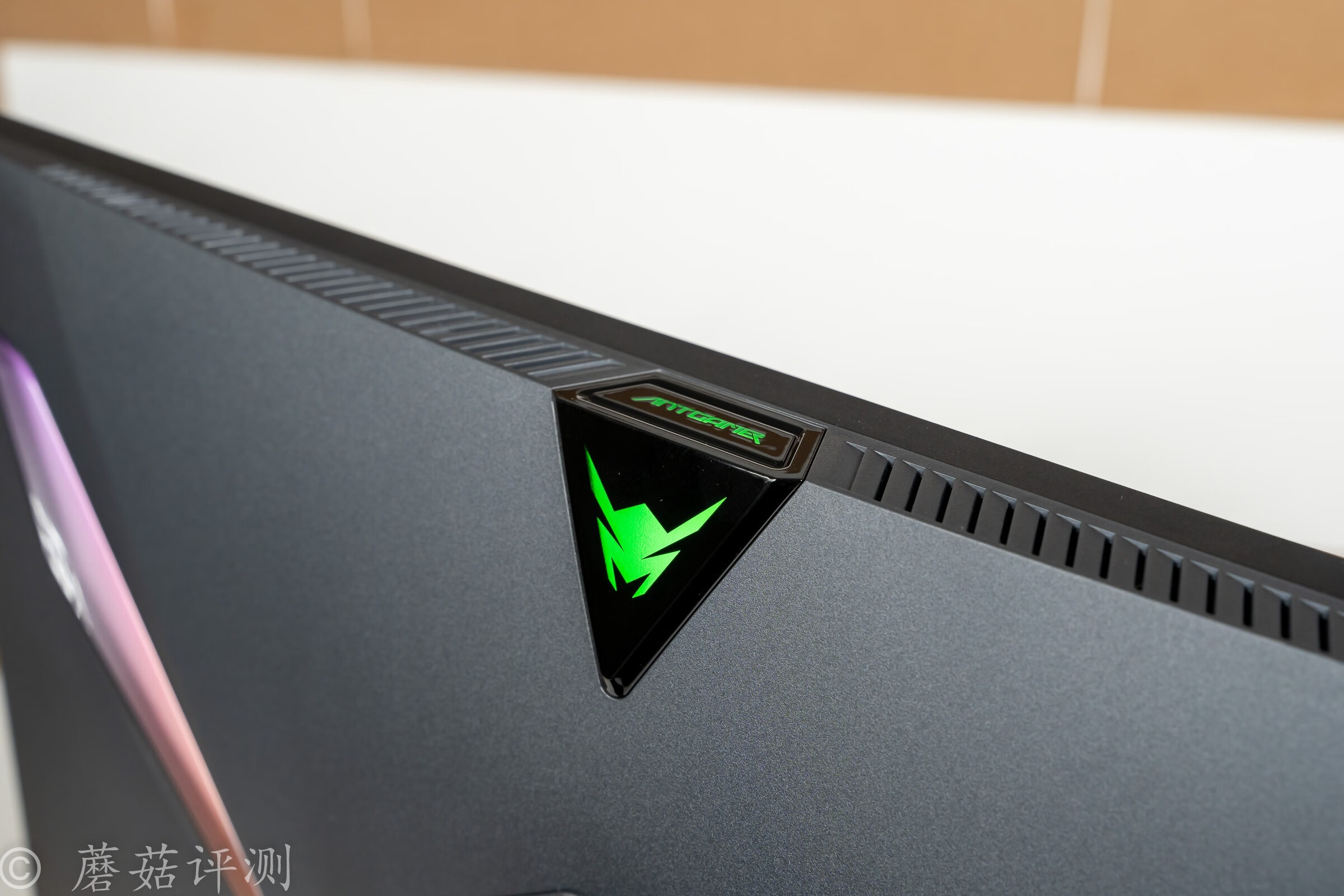 高性价比4K显示器，蚂蚁电竞27英寸NanoIPS4K160Hz显示器N27U评测