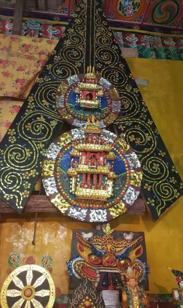 到达世界最美之城理塘,日光之城理塘