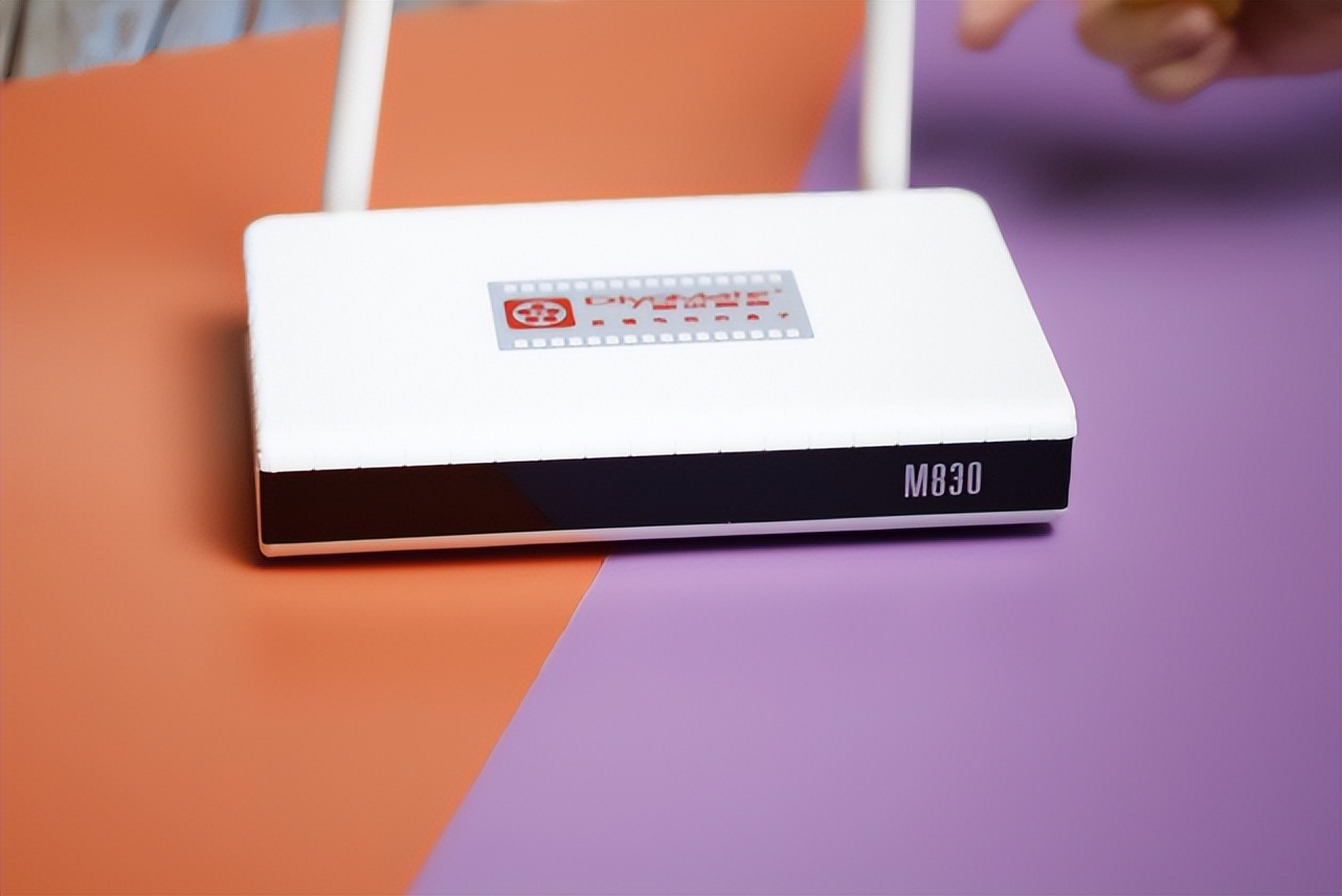 电视盒子cpus905x4和s922x哪个好,电视盒子哪个牌子好用知乎推荐