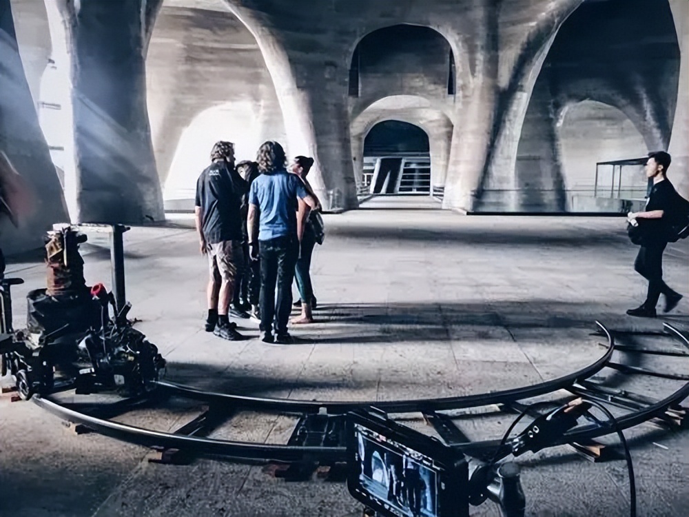 传统媒体广告与网络广告的相同点,电视广告和文字广告是什么关系