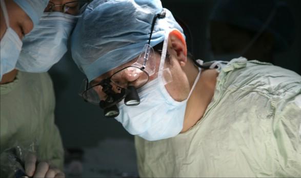 云南女子体内26根绣花针凶手是谁,云南女子缝衣针