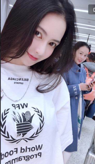 宋小粤和黄逸辉,cba啦啦队黄逸辉vs宋小粤