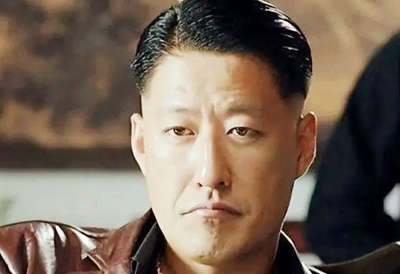 演了半辈子雷剧，常年盘踞横店，网友：换台仍是他，不会拍别的