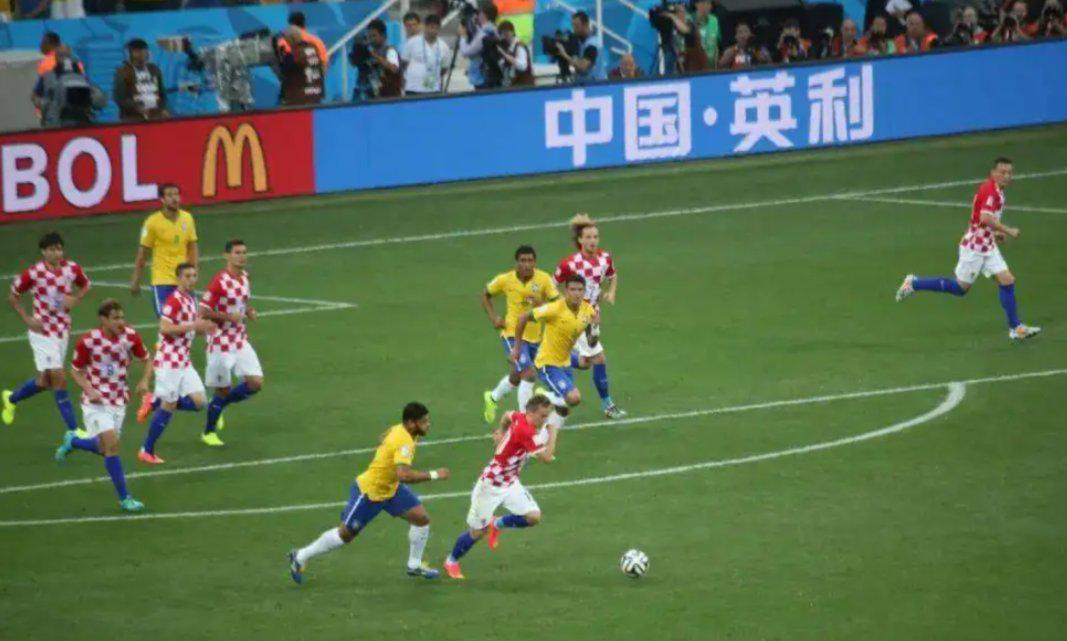 伊利代言世界杯,伊利世界杯广告介绍