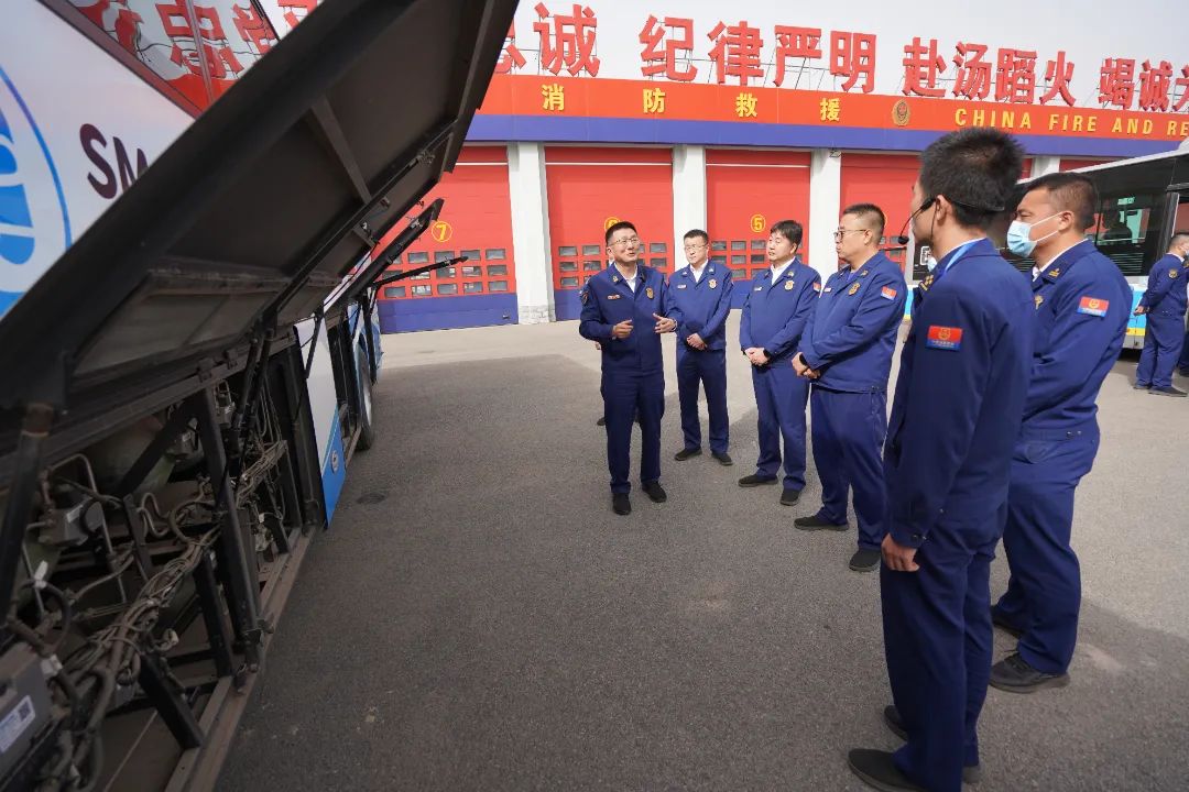 新能源汽车火灾扑救规程解读,新能源汽车火灾所有处置方法