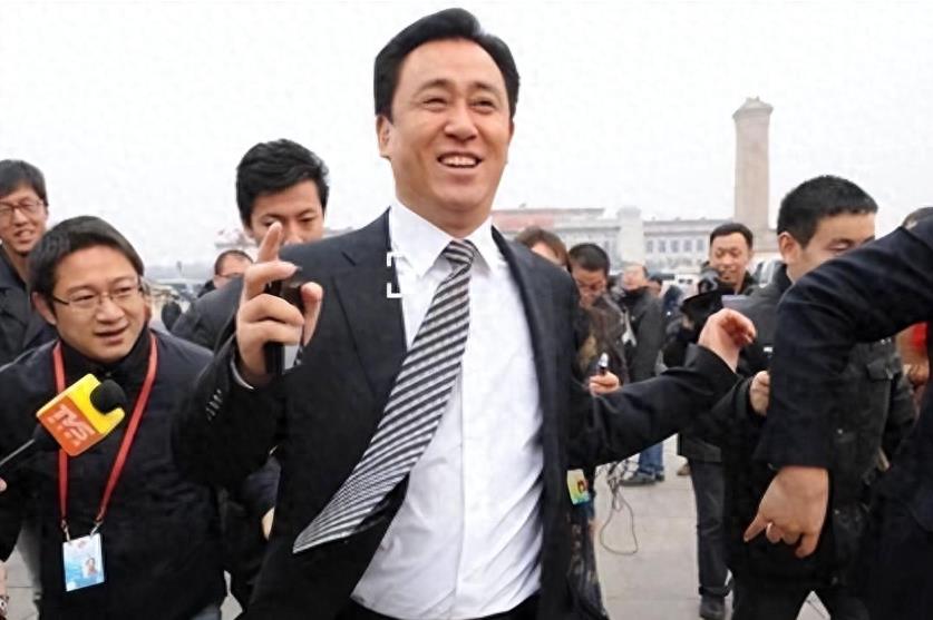 鎻琛岄暱,閾惰琛岄暱鎻湶骞村叆鐧句竾