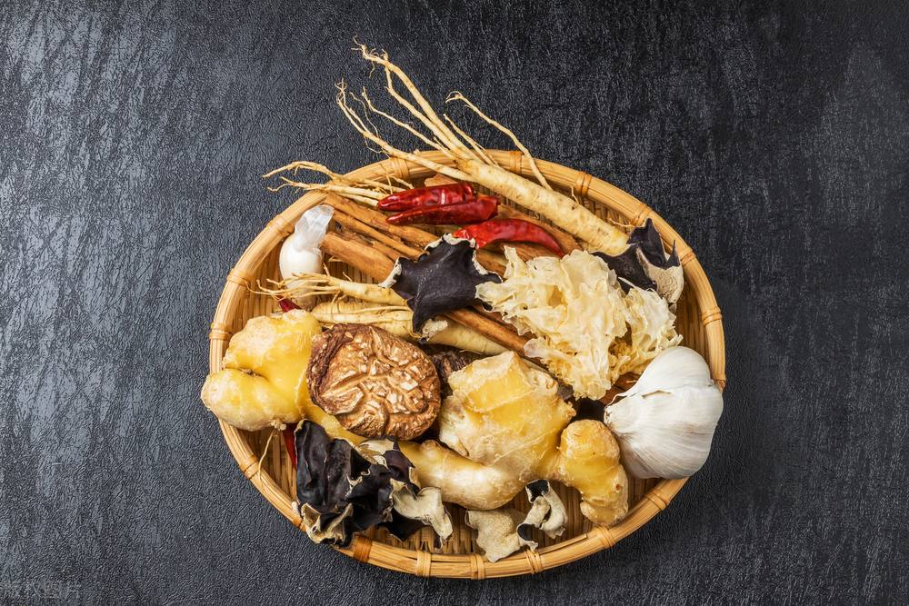 慢性前列腺炎一天上十几次厕所,前列腺一天小便十次正常吗