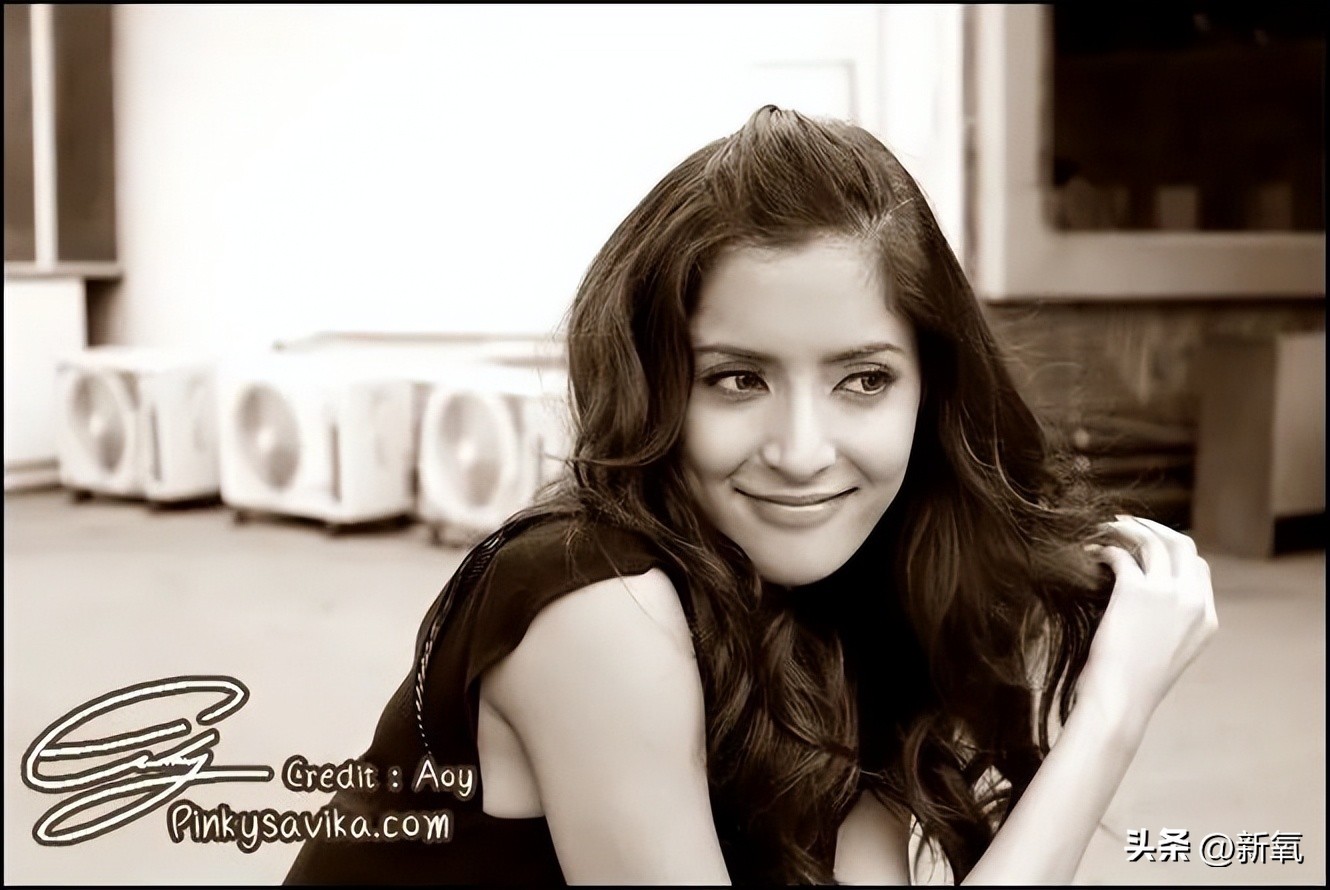 出道幻视Lisa后期艳过AB，为什么这张脸怎么折腾都好看啊…