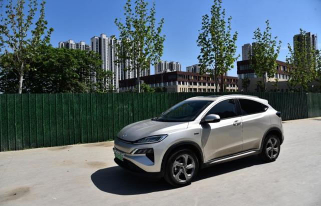 女车主喜提本田雅阁,车市佼佼者东风本田m-nv