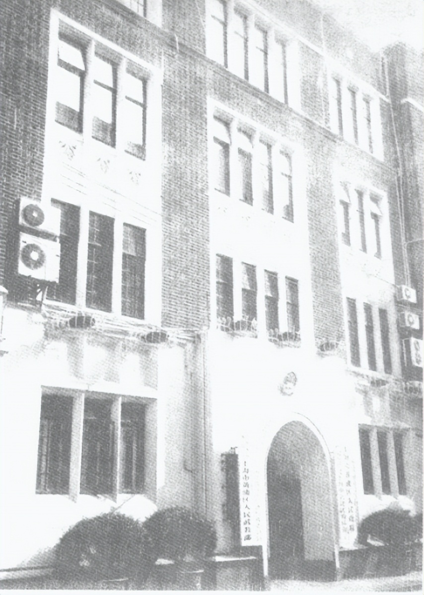 潜伏特工夫妻,地下党夫妻被围捕完整版