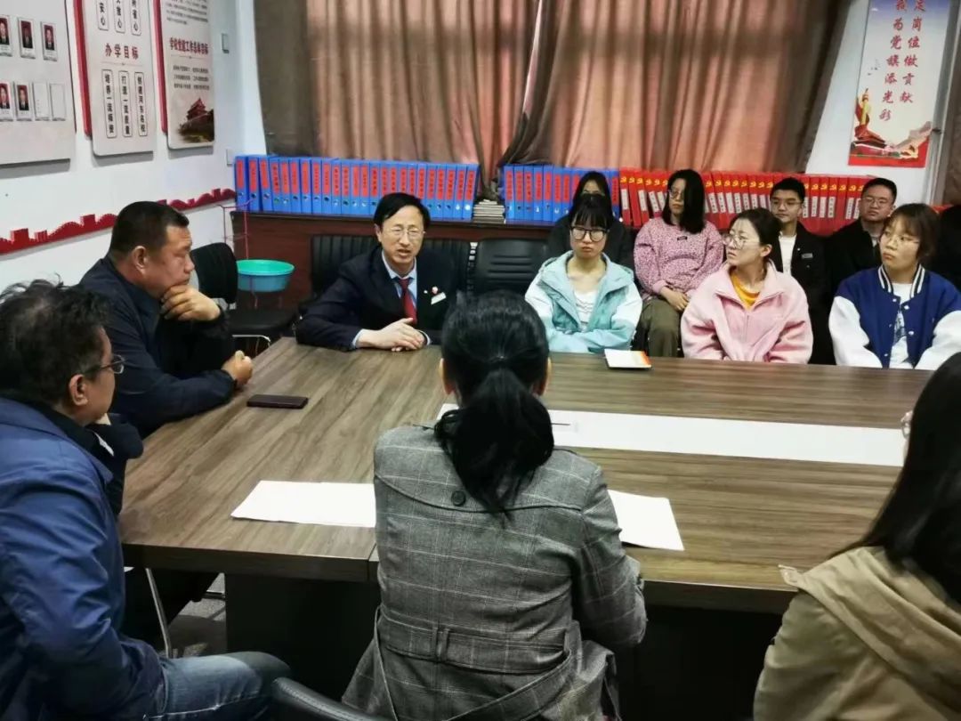 山西师范大学教授来绛县检查指导实习实训工作