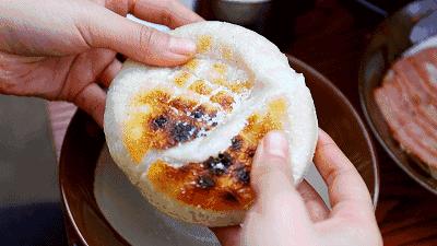 软软的糍粑,软软糯糯的玉米糍粑年糕